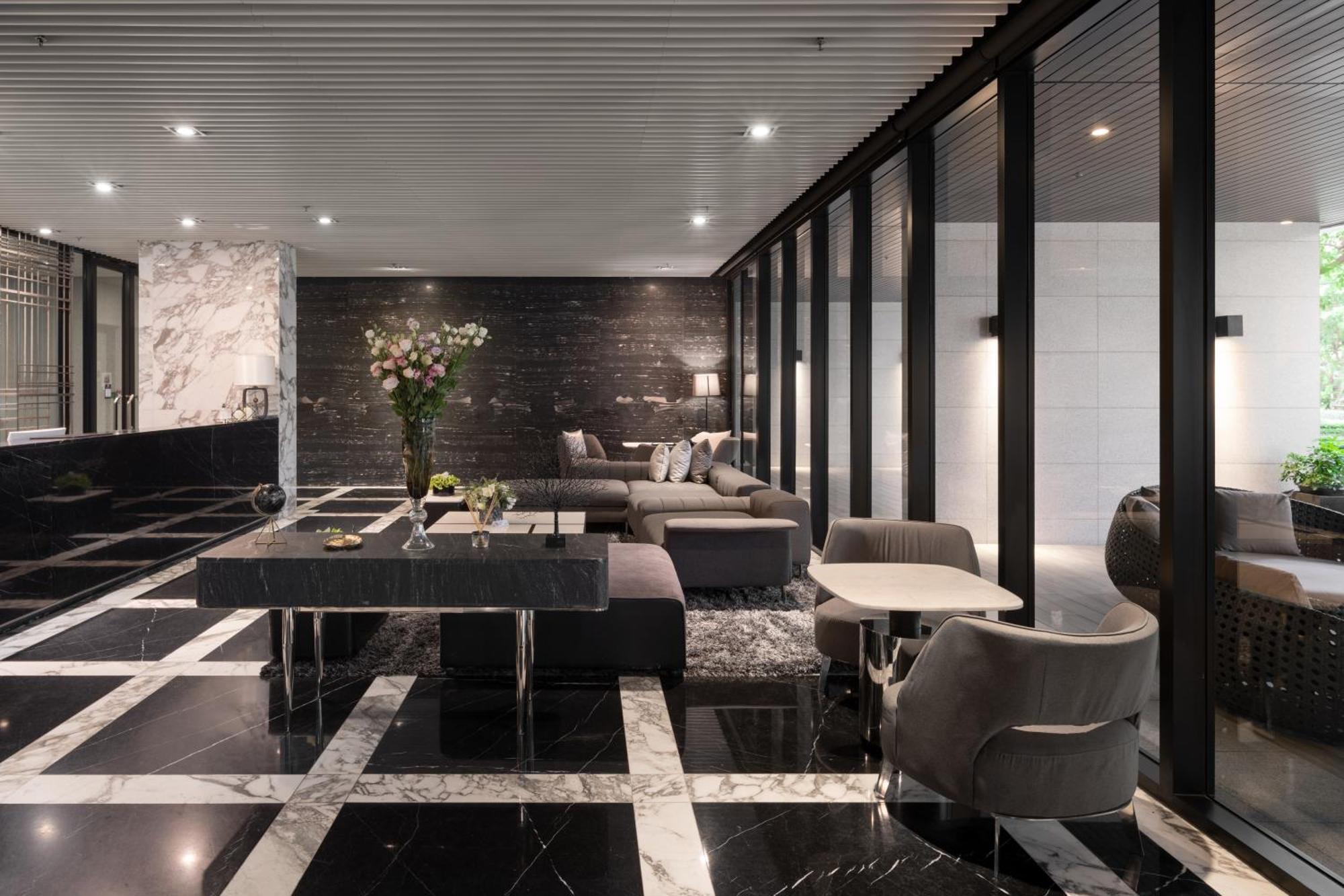 Hampton Residence Next To Emporium Bangkok Exterior foto